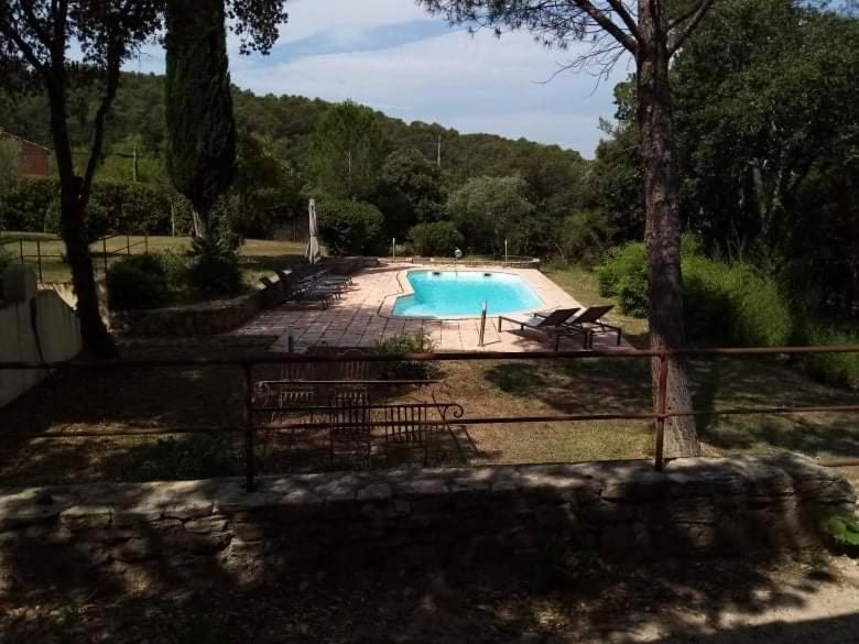 Comorebi Provence Entrecasteaux Eksteriør bilde