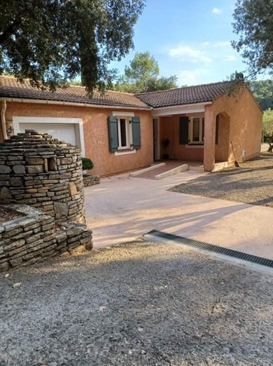 Comorebi Provence Entrecasteaux Eksteriør bilde