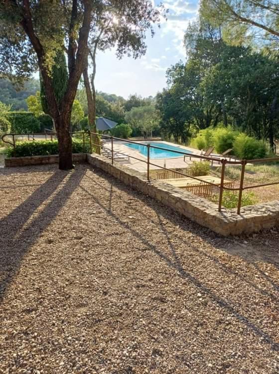 Comorebi Provence Entrecasteaux Eksteriør bilde